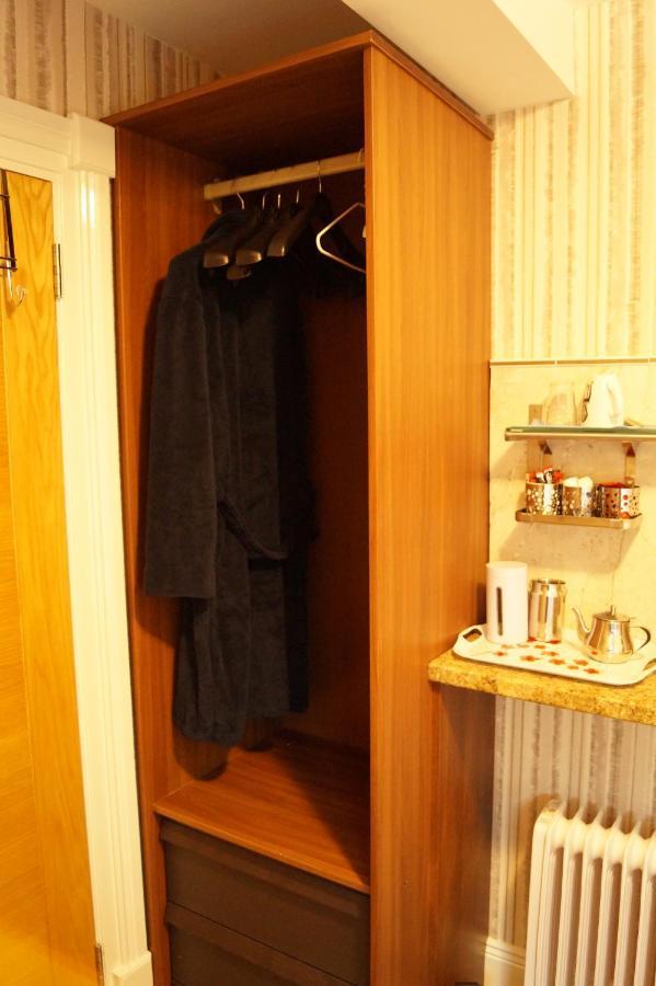Marie'S Bed And Breakfast Coolock Eksteriør bilde