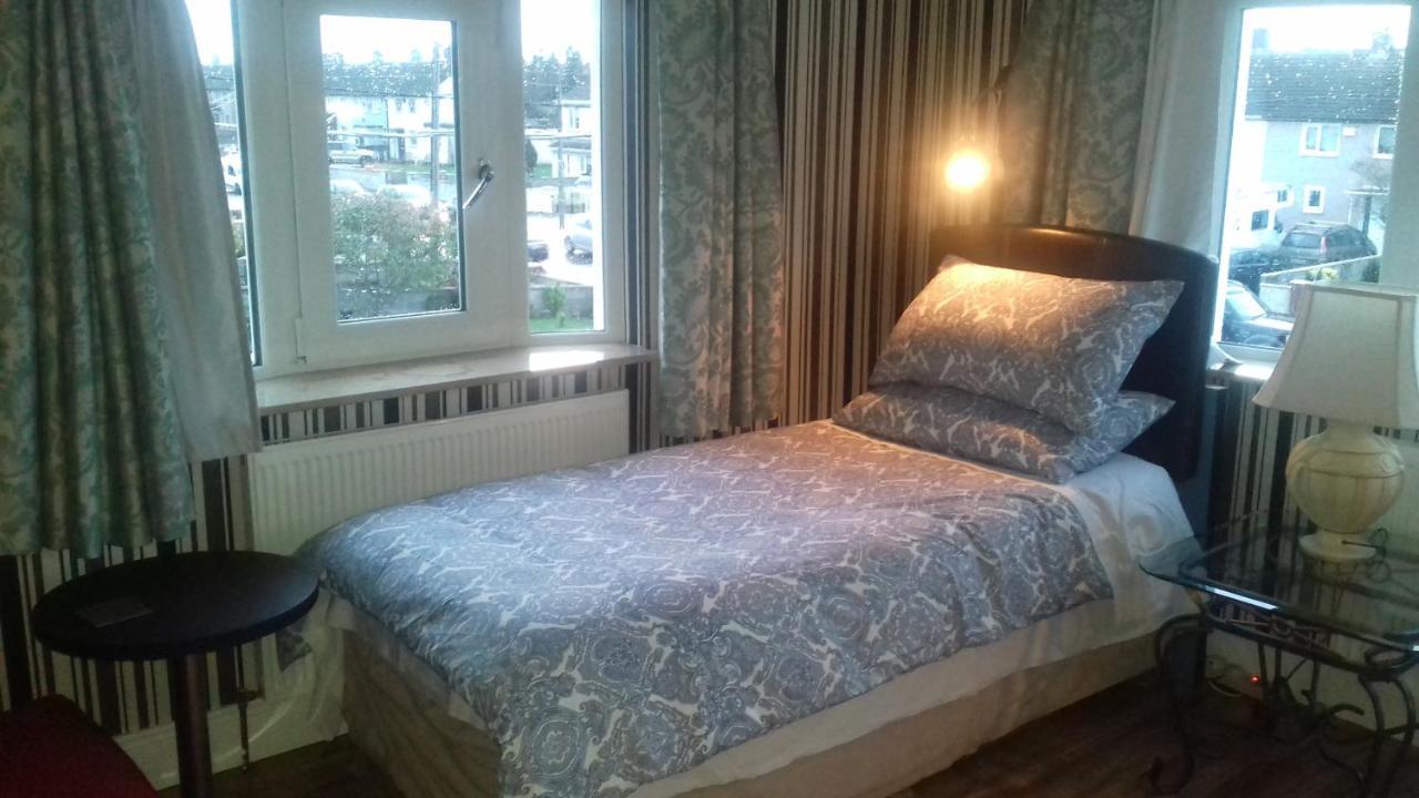 Marie'S Bed And Breakfast Coolock Eksteriør bilde